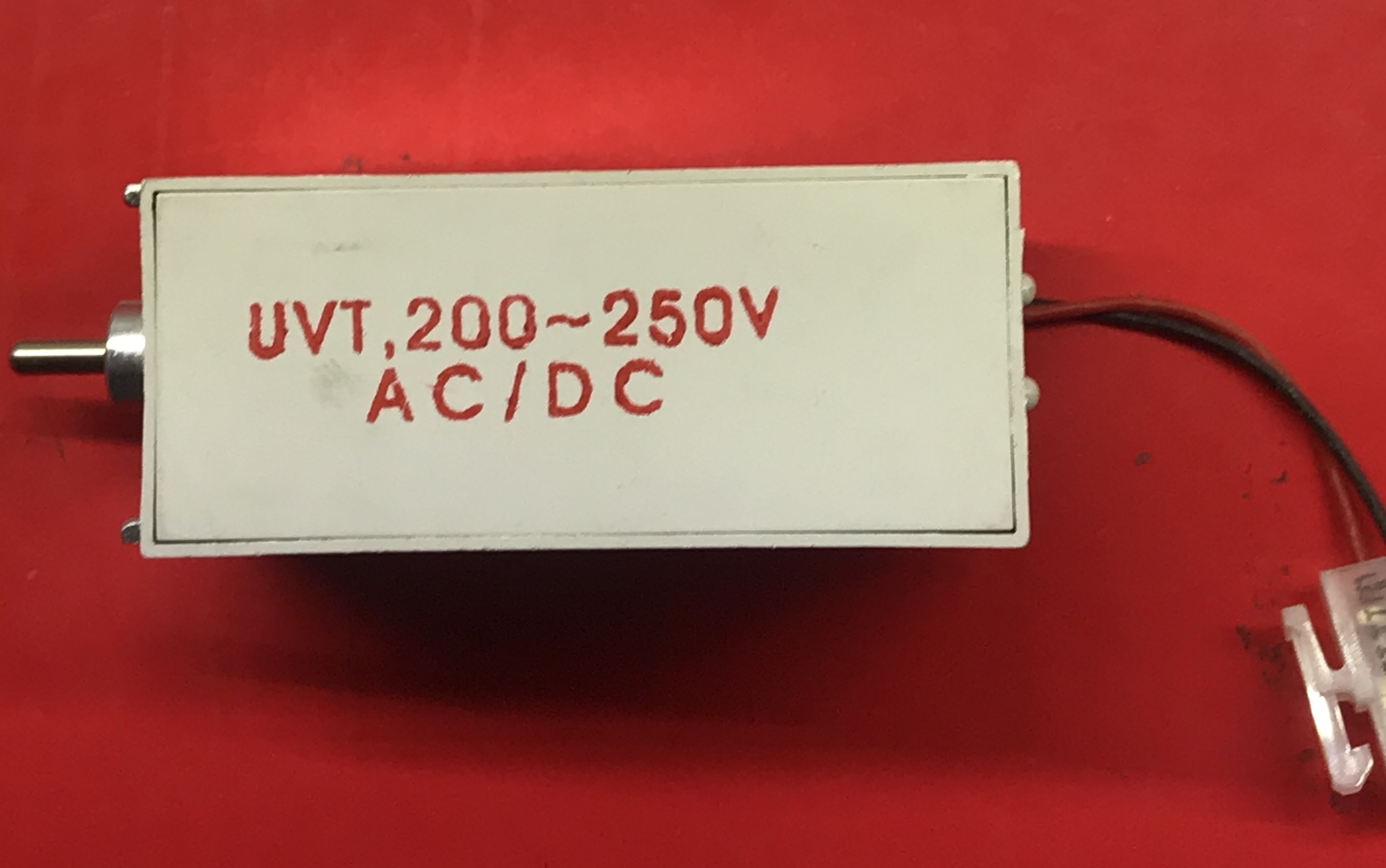 رله اندر ولتاژ UVT 200- 250 AC/DC برند LG/LS کره جنوبی