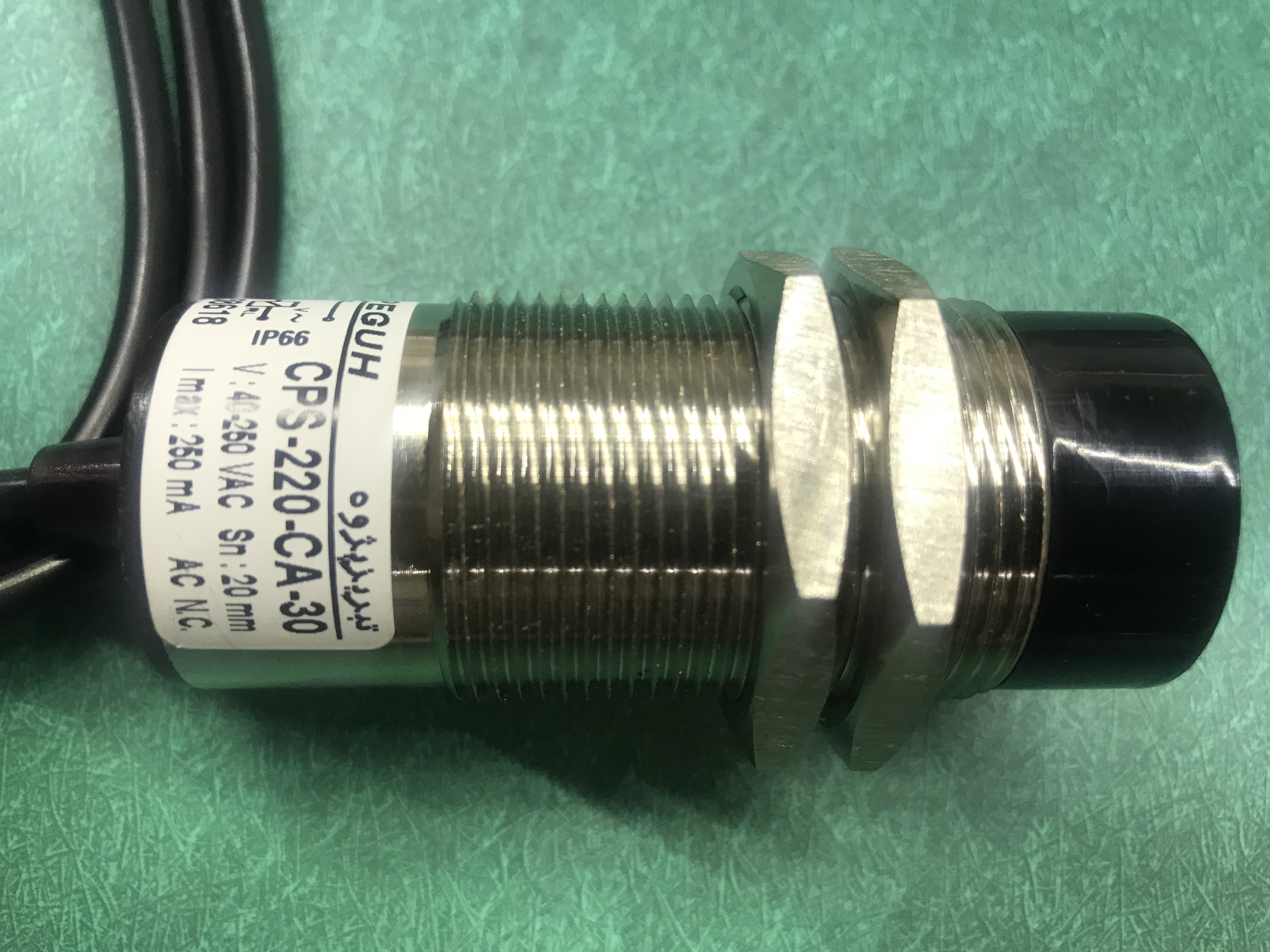 سنسور خازنی  ( Capacitive Sensors)با مشخصات فنی  CPS-220-CA-30 با تغذیه V AC40-250 قطر 18